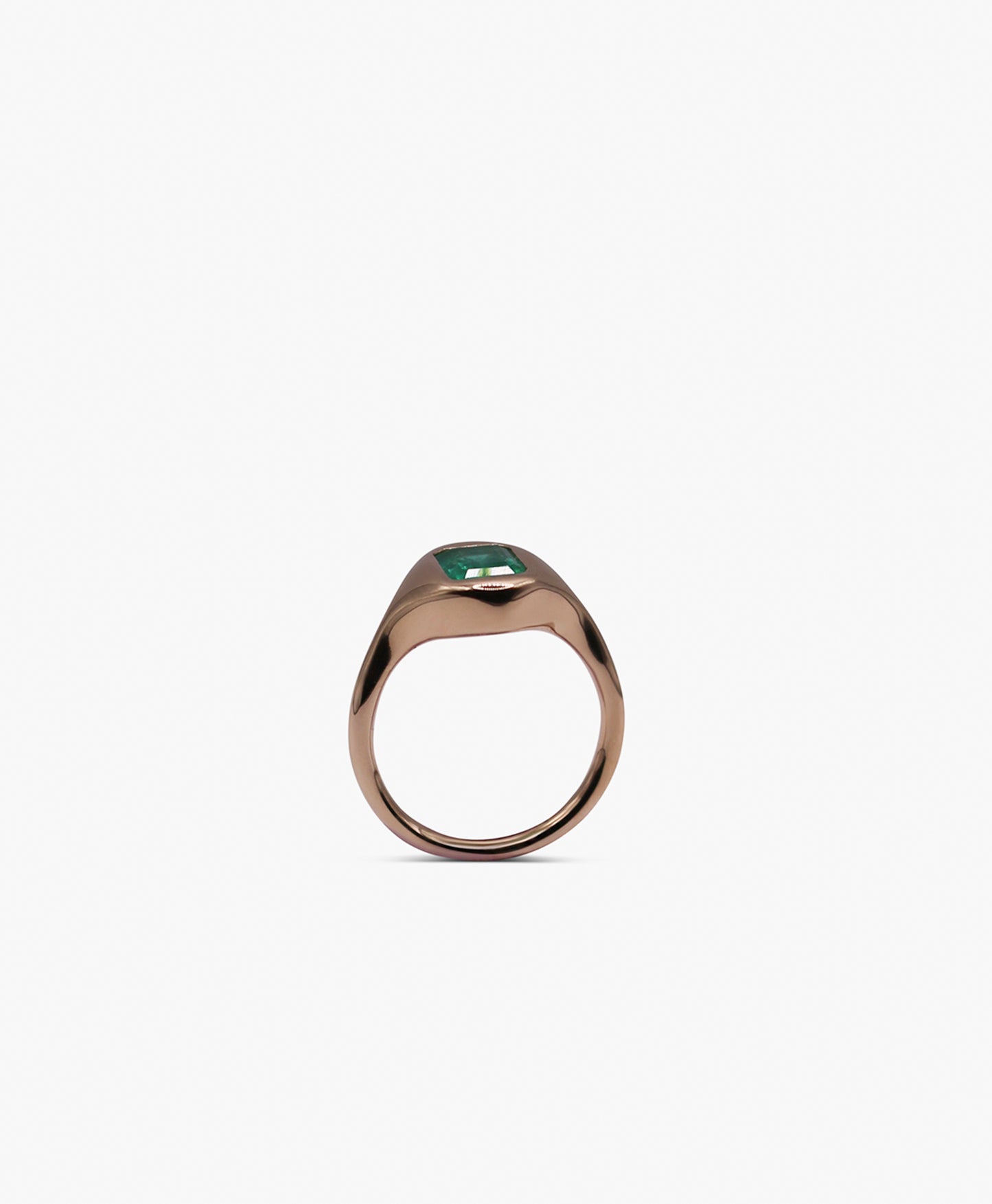 La Jolie Pink Ring Emerald edition.