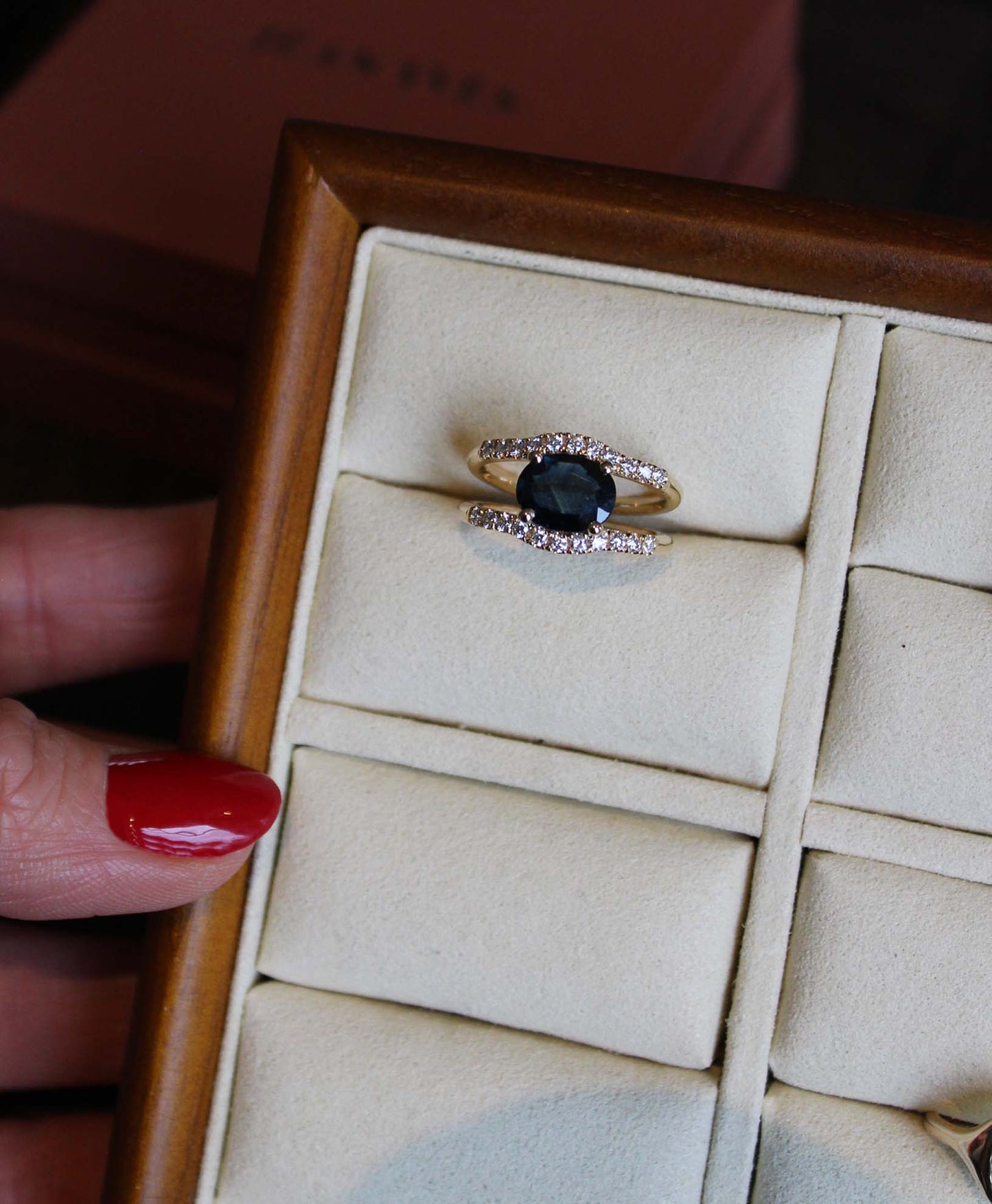 Le Trésor Cru Ring.