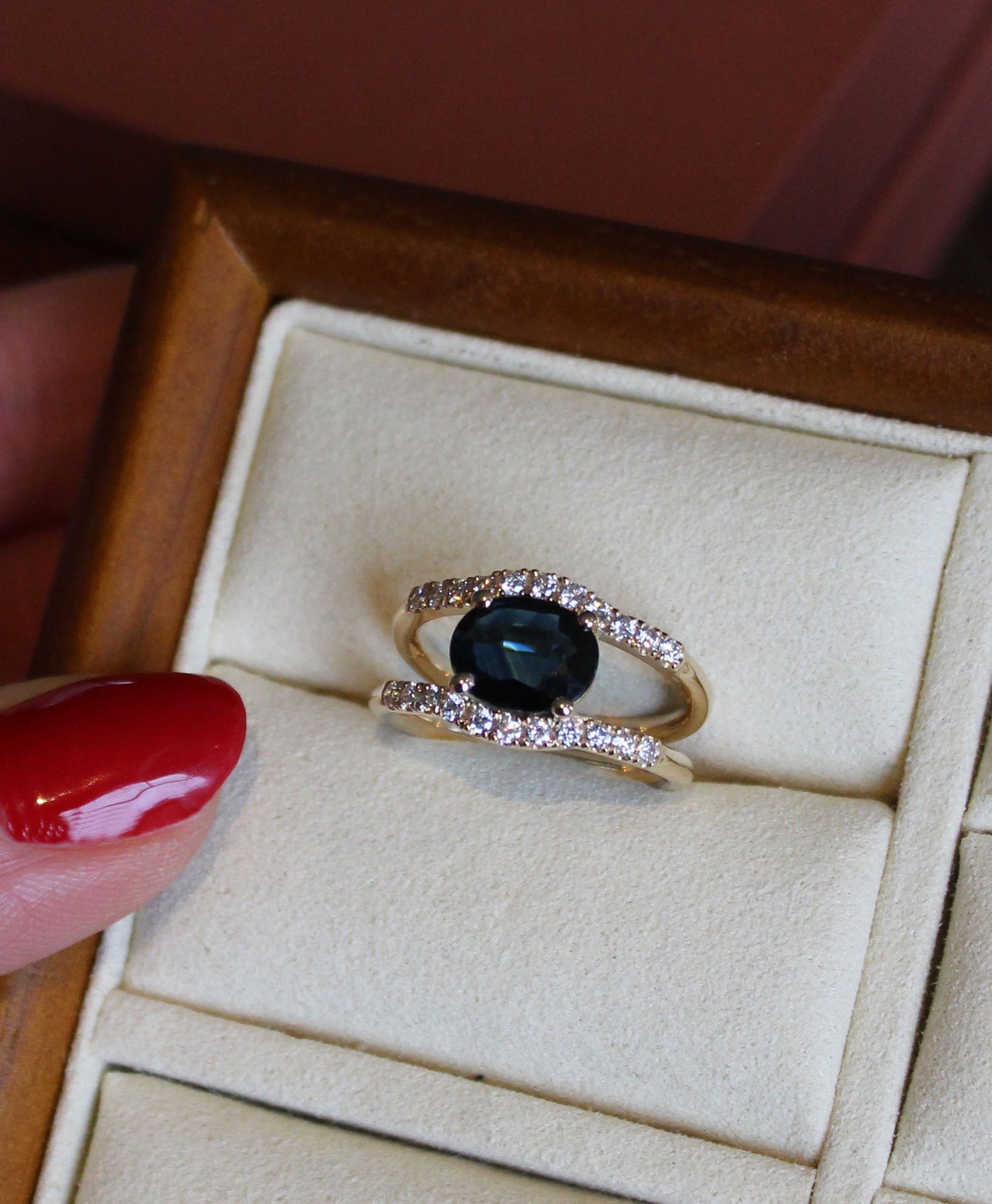 Le Trésor Cru Ring.